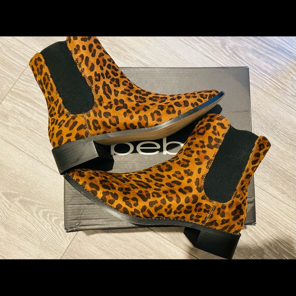 Bebe Chelsea leopard print boots